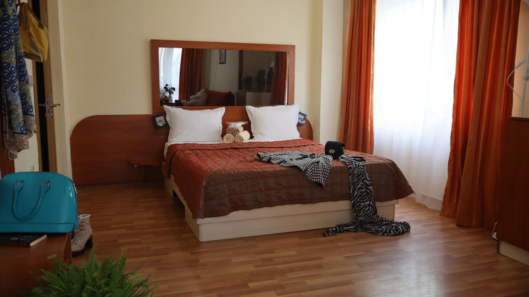 Hotel Palitra Varna Exterior foto